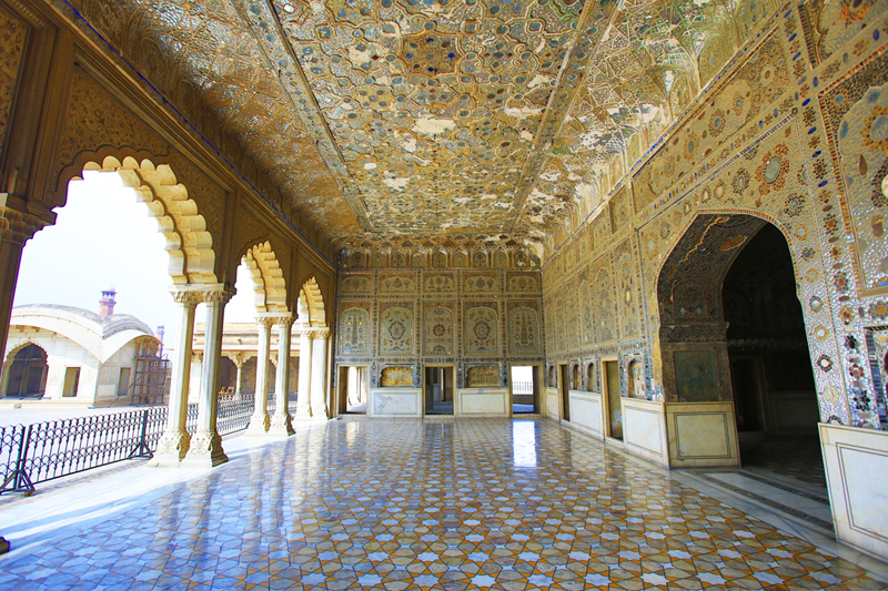 Mirror Hall